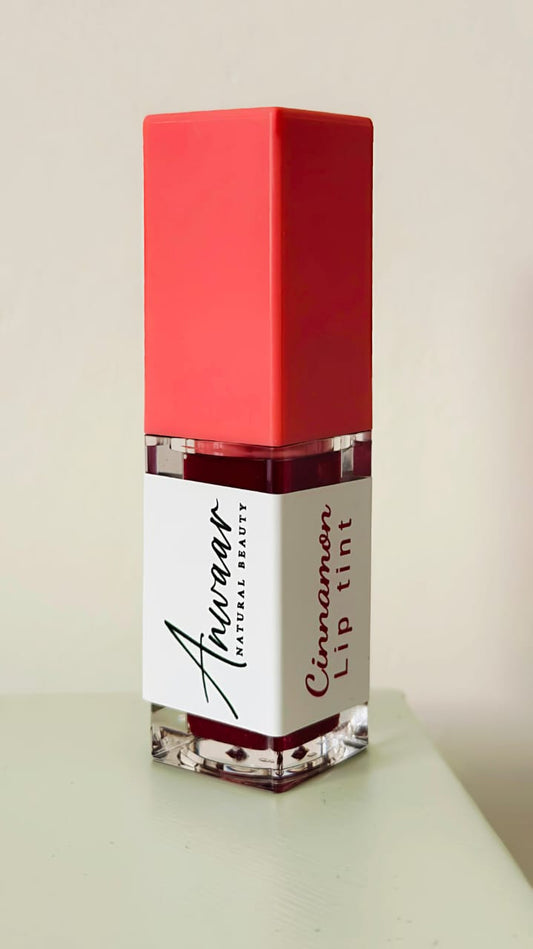 تنت الشفاه بالقرفة