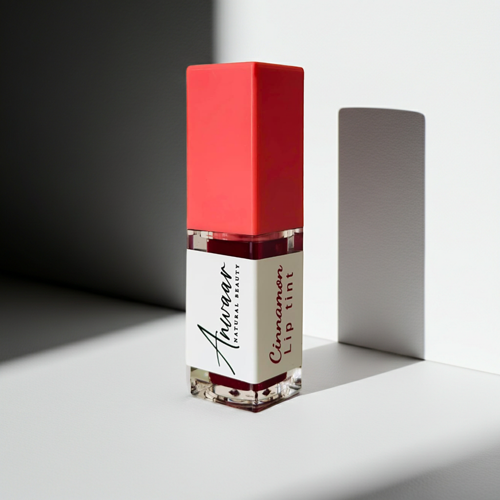 تنت الشفاه بالقرفة